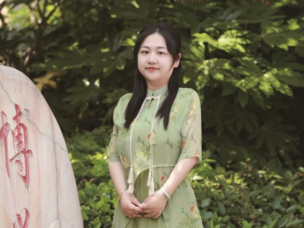 生讯网 徐雯：让“暖技术”点亮红色课堂