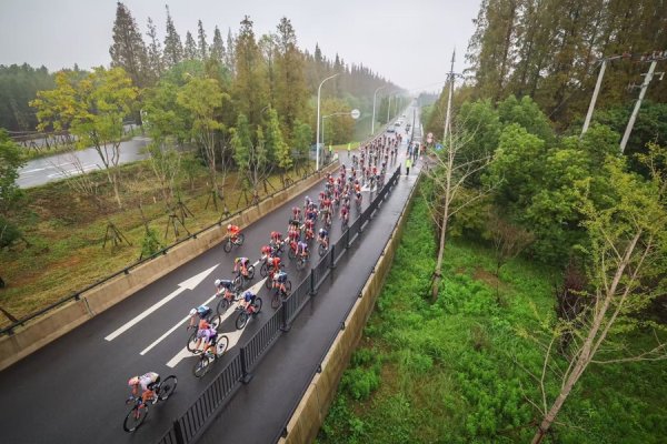 犀牛配资 2025环崇明岛女子世巡赛10月崇明开赛 全球18支顶级车队竞逐生态赛道